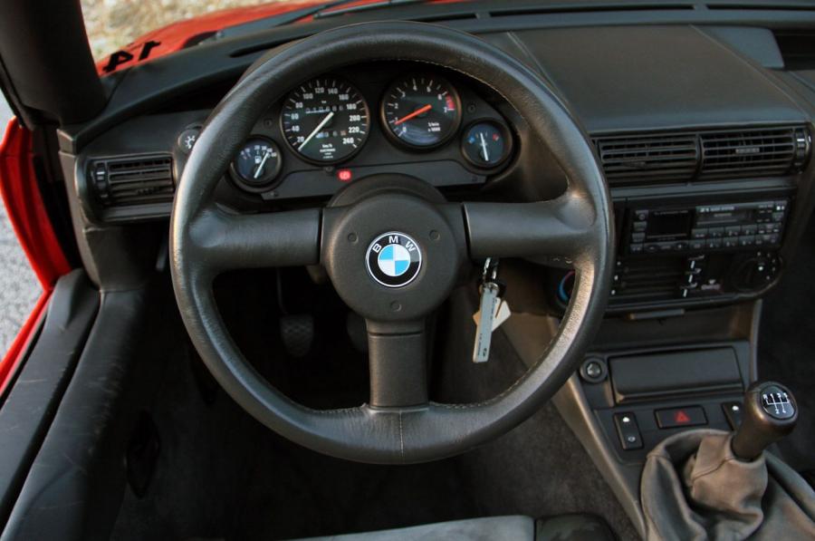 Торпедо BMW Z1 (E30) 1988 года  (фото 29 из 88)